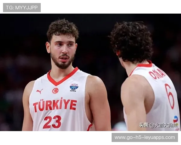 火箭管理层拒绝其他队对申京的询价，视其为非卖品