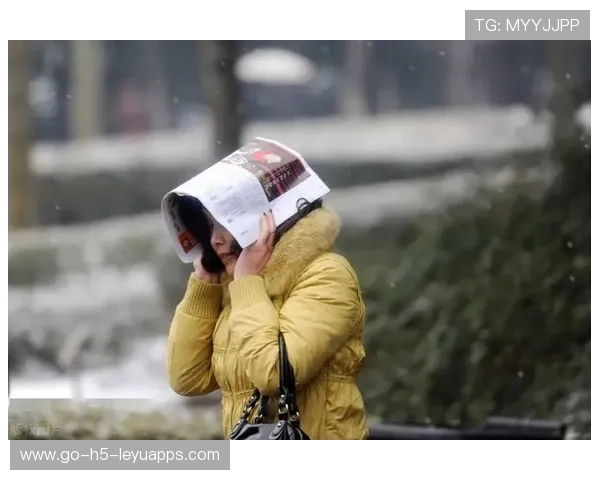 中超“雨雪双线天气大战”：一轮比赛三城遭遇极端天气考验